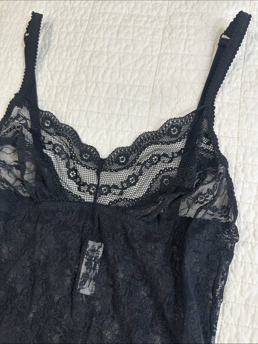 b.tempt'd by Wacoal Lace Kiss bodysuit Small Sheer Lace Stretch Thong NEW - Picture 4 of 6